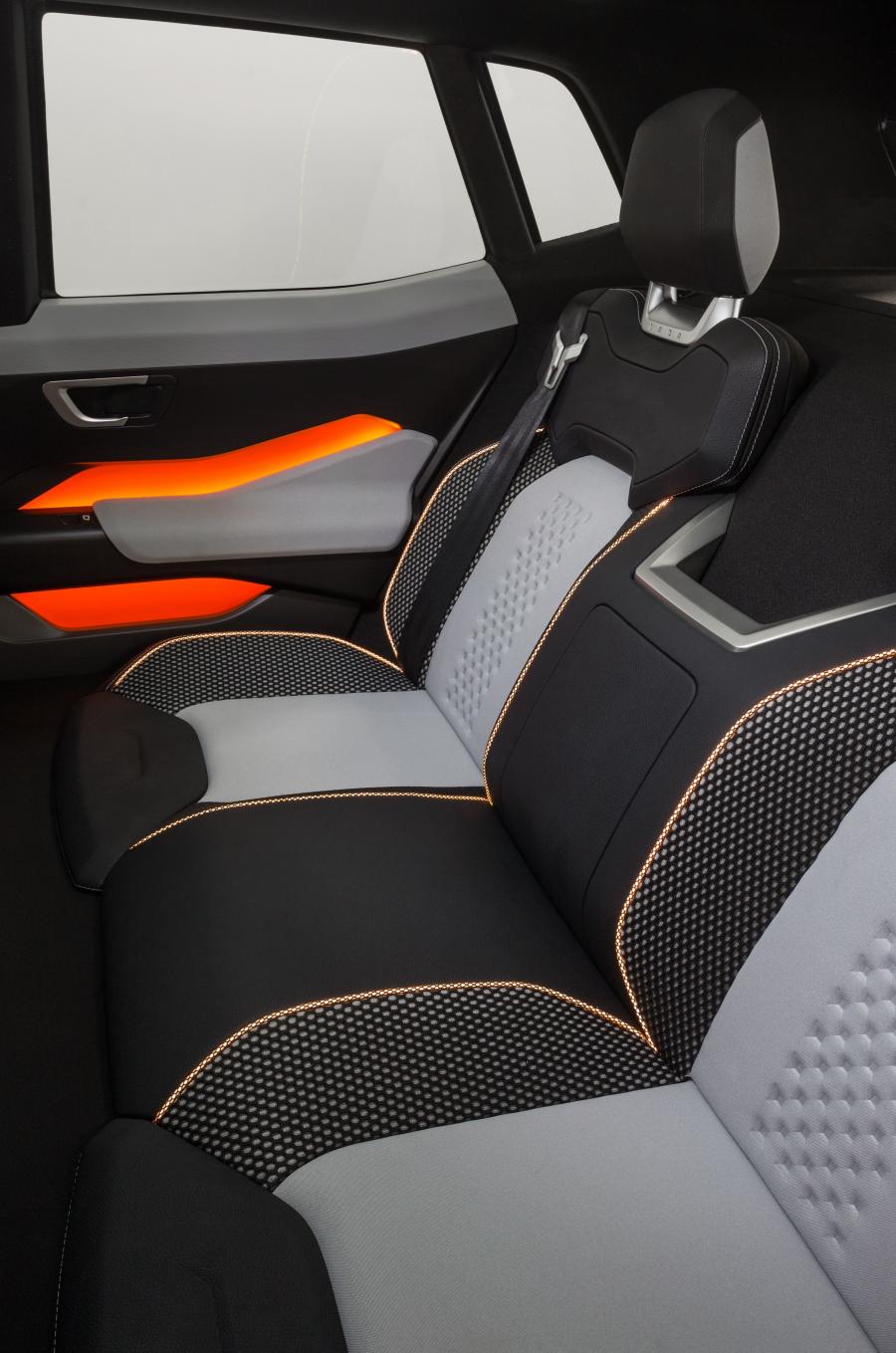 Интерьер Lada 4x4 Vision 2018 года  (фото 14 из 28)